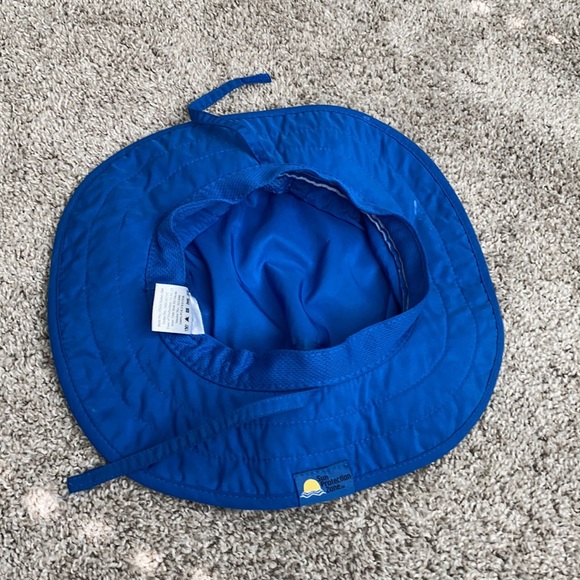 Sun hat for kids with 50+ UPF protection - Picture 3 of 4